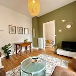 Entier En Plein Coeur Du Centre