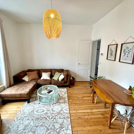 Entier En Plein Coeur Du Centre Appartamento *