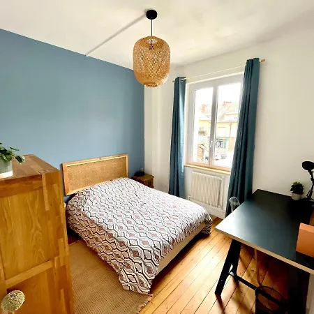 Entier En Plein Coeur Du Centre